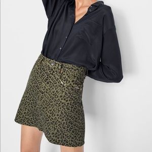 Zara Woman Premium Denim Green Cheetah Skirt